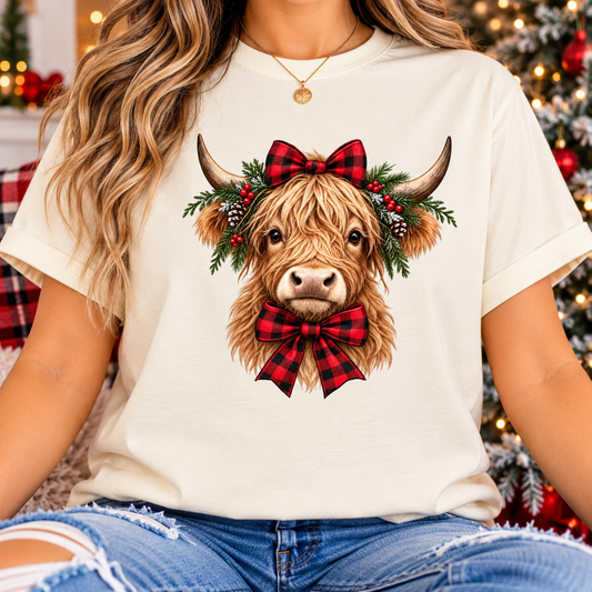 Christmas Highland Cow Buffalo Plaid Bow Graphic Tee